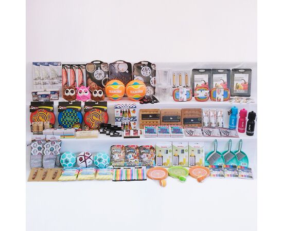 Tombolagaben Sortiment Basis (100 Gaben), Modell 8001 / Assortiment de lots de tombola basiques (100 lots), modèle 8001